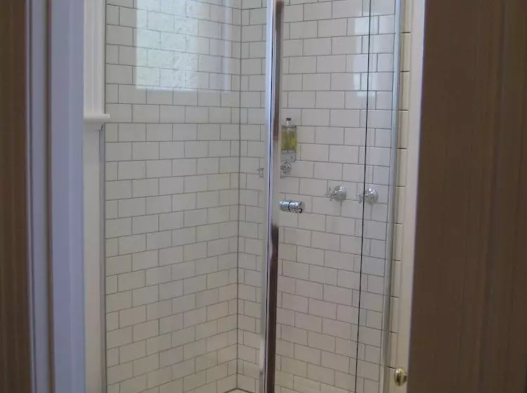 צימר Finches Country Guesthouse Hotel Beechworth