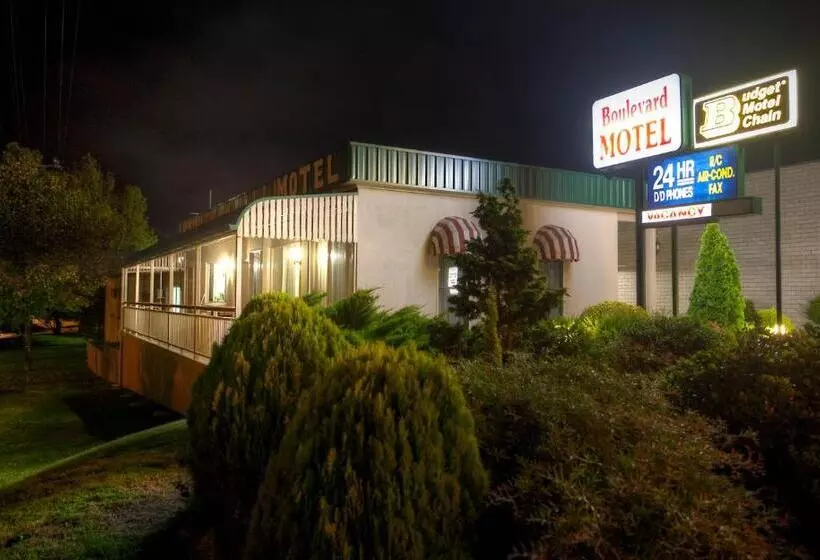 Boulevard Motel