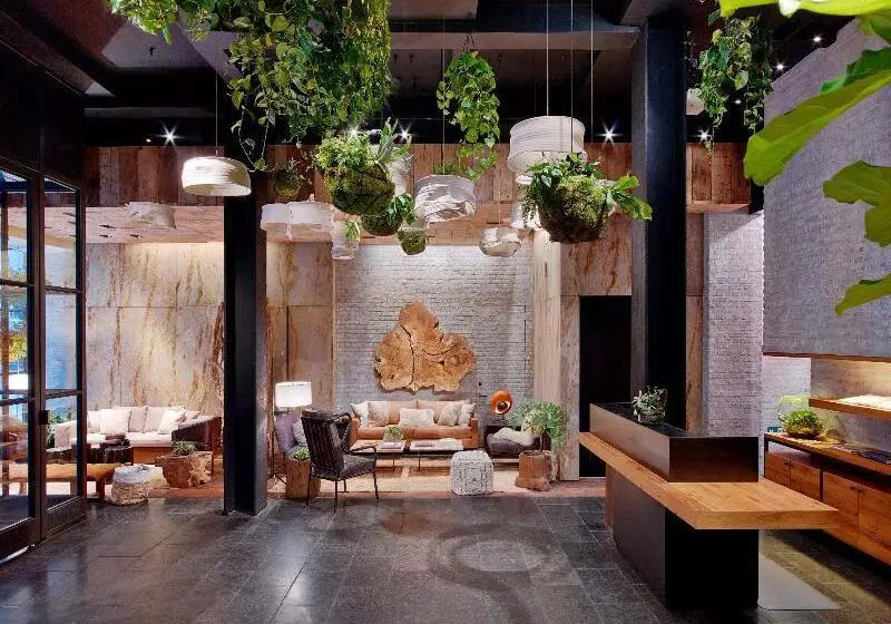 1 Hotel Central Park