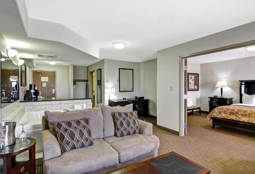 בית מלון כפרי Coast Weyburn