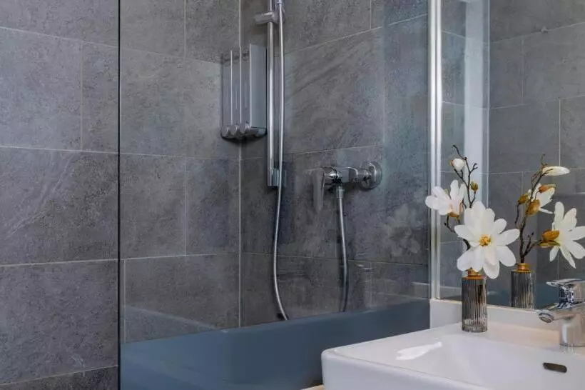 Отель Plaza Inn Dachau München