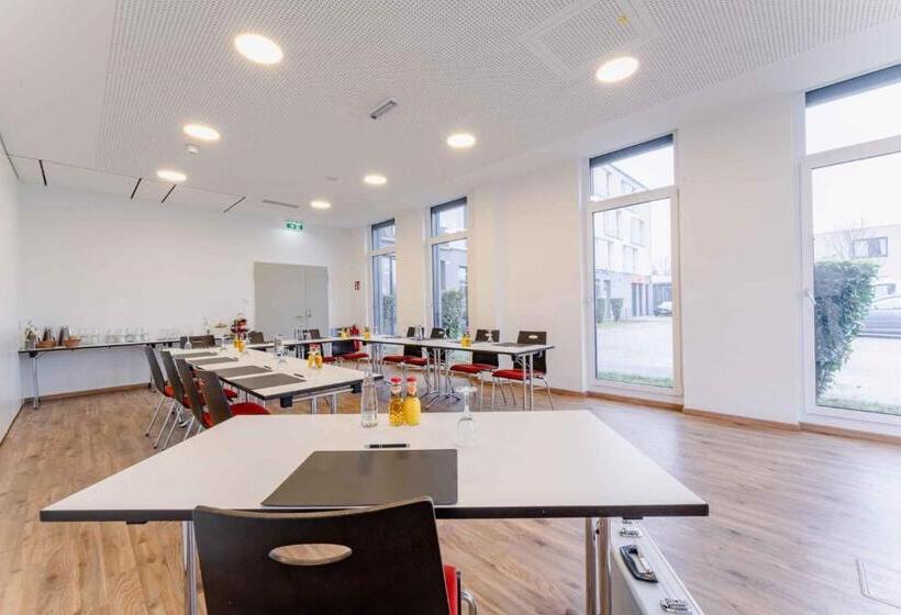 فندق Plaza Inn Dachau   München