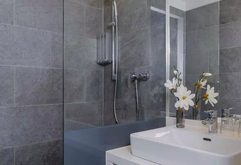 Отель Plaza Inn Dachau München