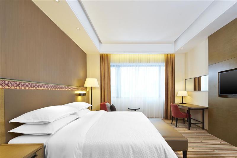 Hotel Four Points By Sheraton Guilin, Lingui