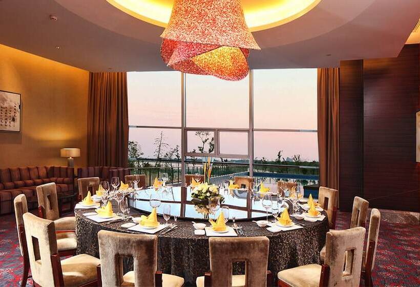 Grand Skylight International Hotel Gongqingcheng