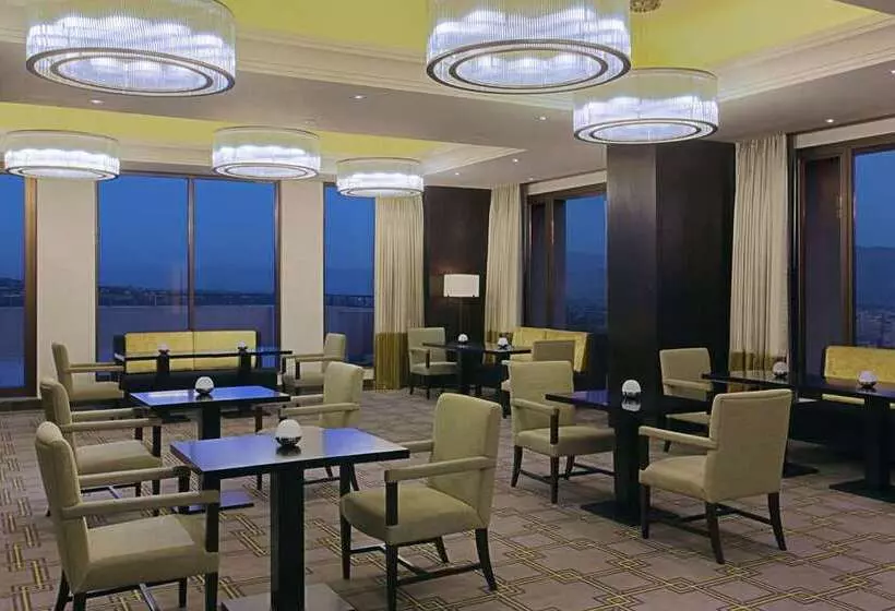 هتل Hilton Dushanbe