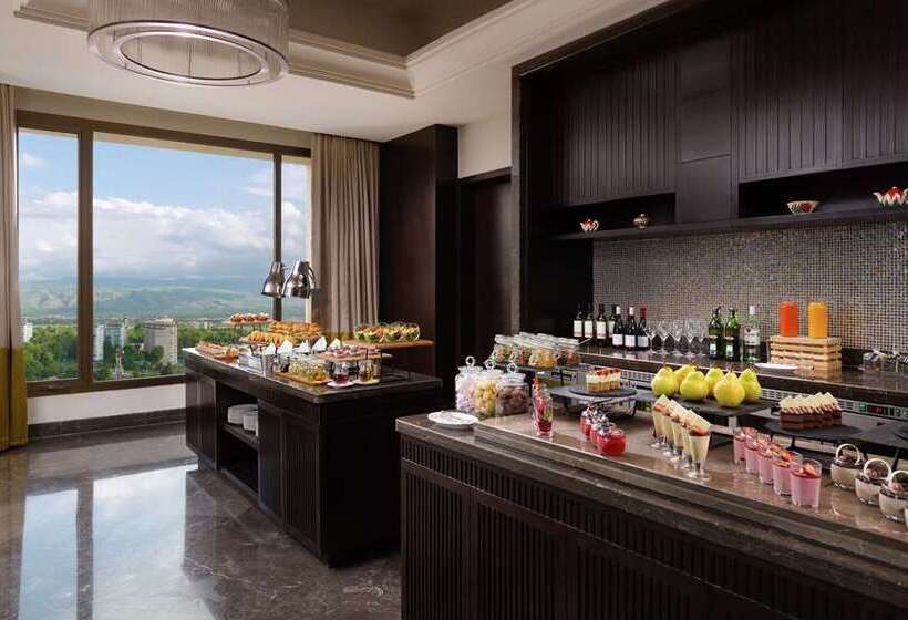 Hotell Hilton Dushanbe
