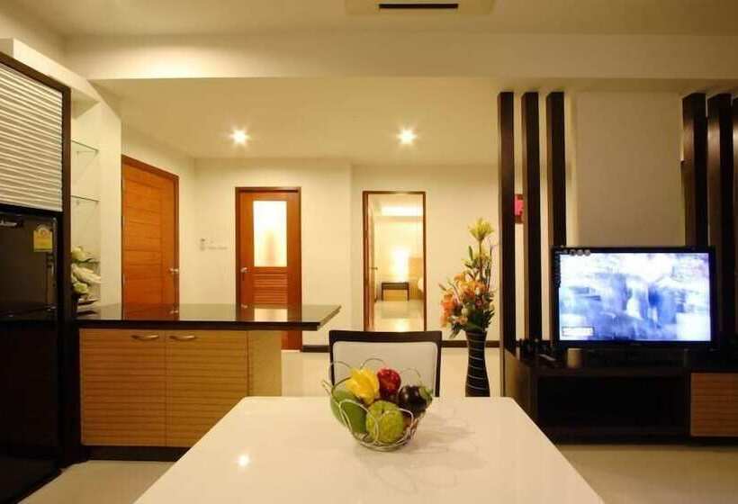 酒店 Kalim Beach Place