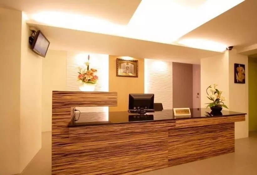 酒店 Kalim Beach Place