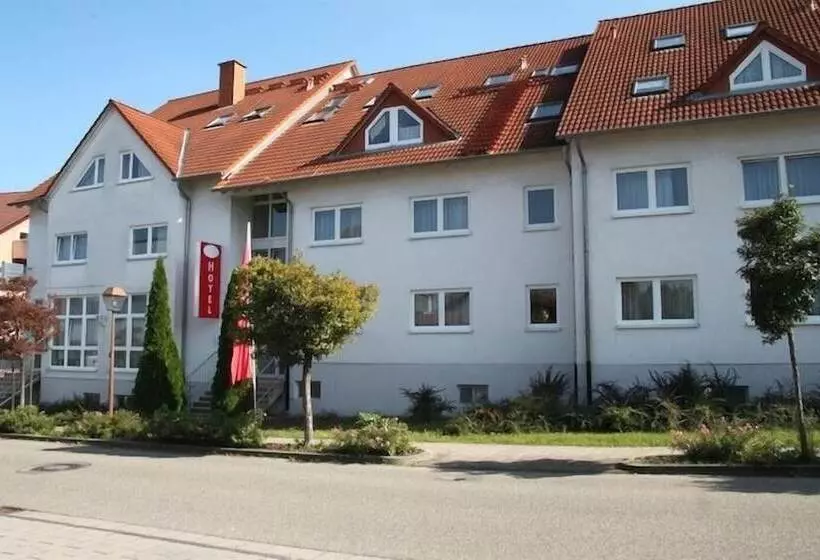 Отель Leo Muhlhausen