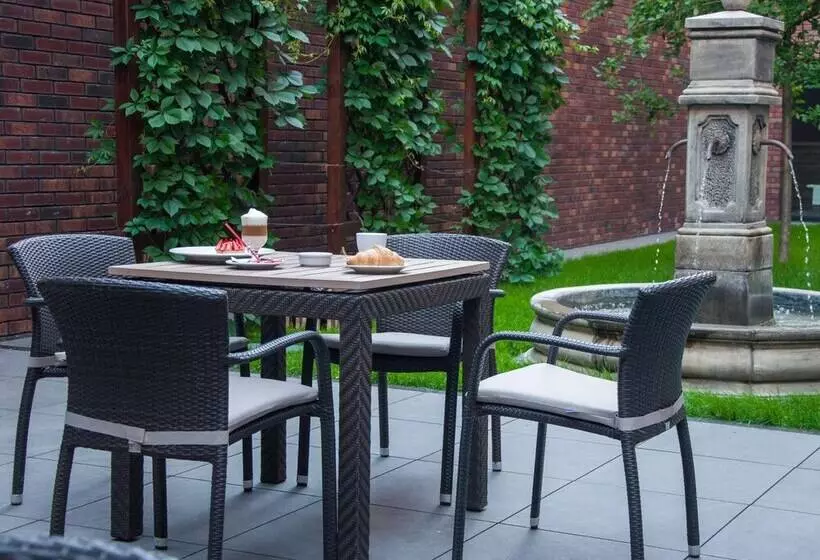 ホテル Manufactura Design