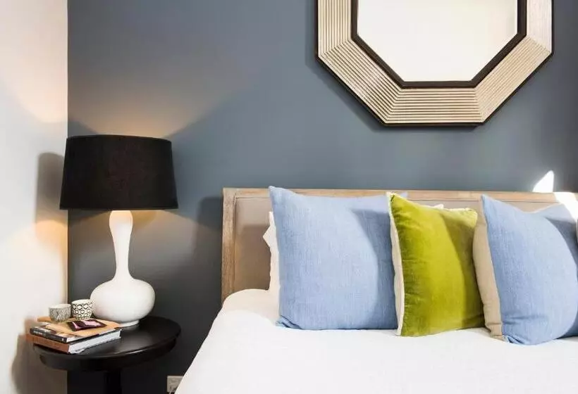 Отель Perry Street