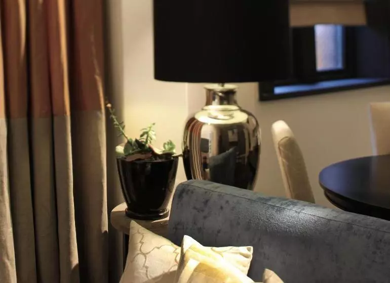 Отель Perry Street