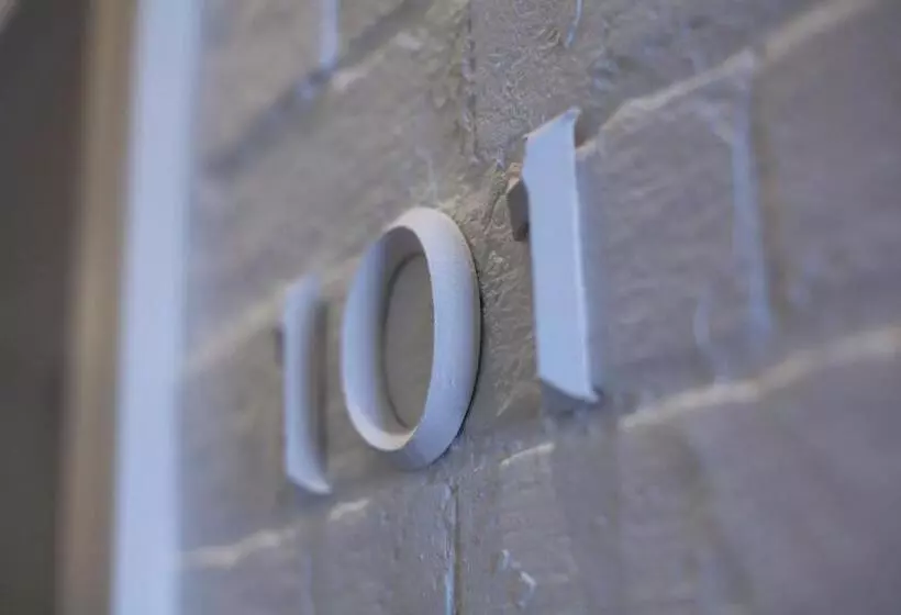 Отель Perry Street