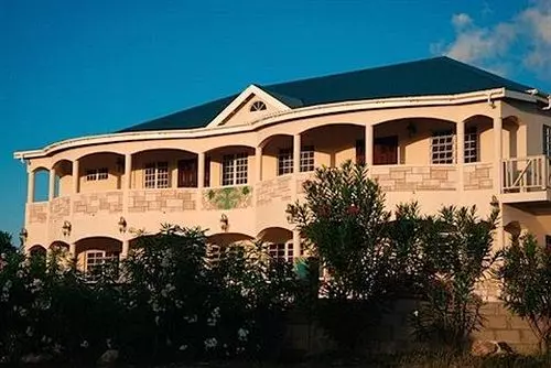 هتل Suite Serenade