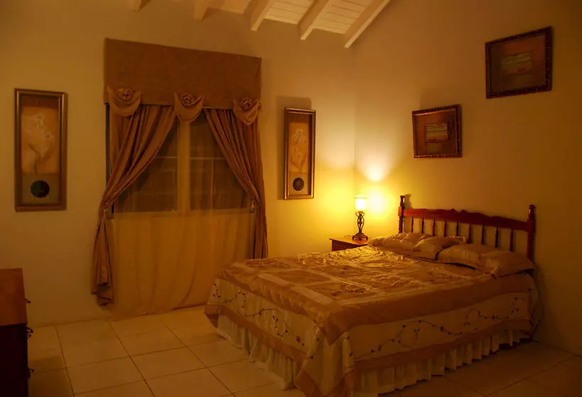 هتل Suite Serenade