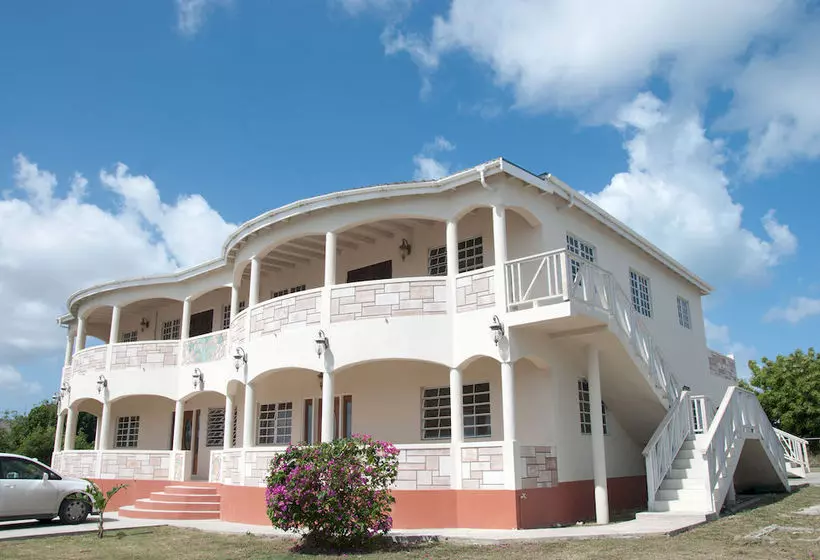 هتل Suite Serenade