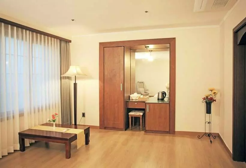 Hotel Ramada By Wyndham Suanbo