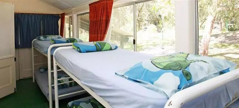 Отель The Retreat Port Stephens