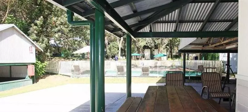 Отель The Retreat Port Stephens