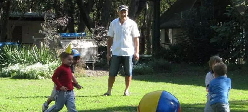 Отель The Retreat Port Stephens