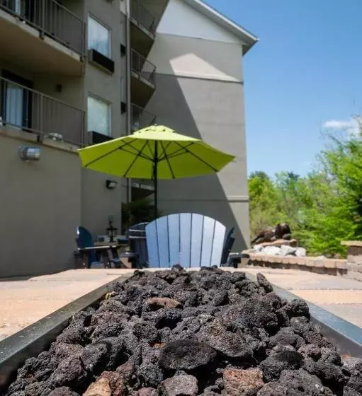 酒店 Twin Mountain Inn & Suites