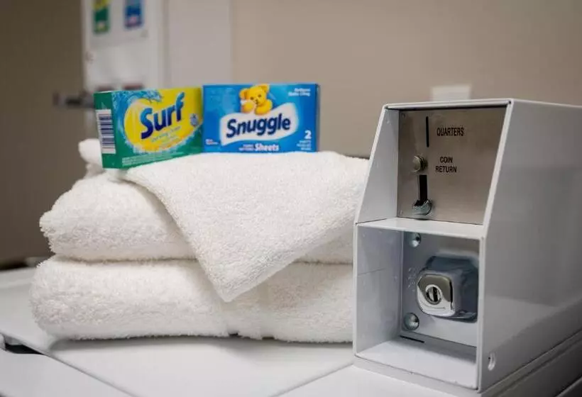 酒店 Twin Mountain Inn & Suites