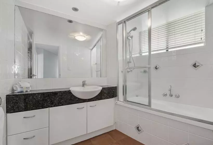 Key Largo Apartments