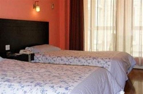 Motel 168 Hongqiao Hub