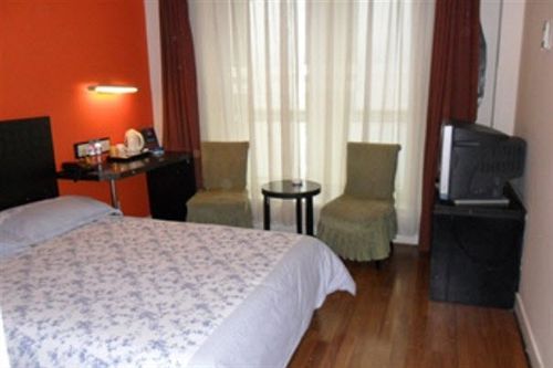 Motel 168 Hongqiao Hub