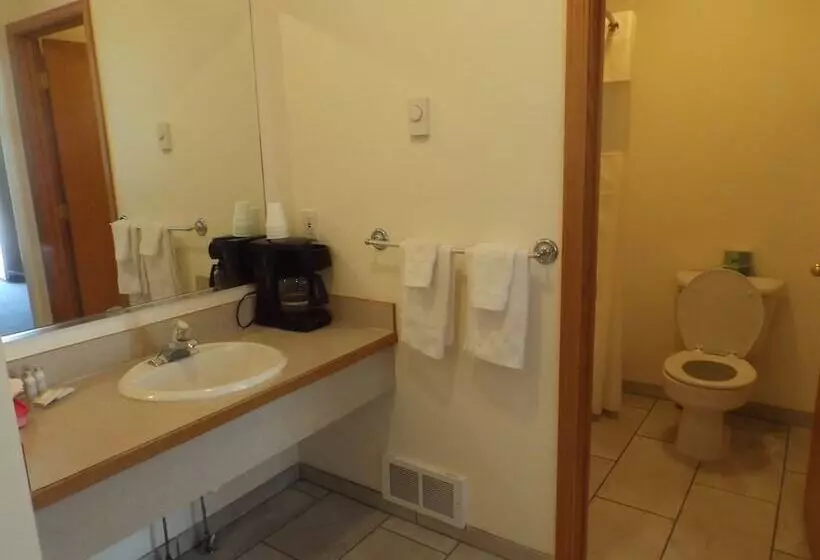 Motel Clark Fork Lodge