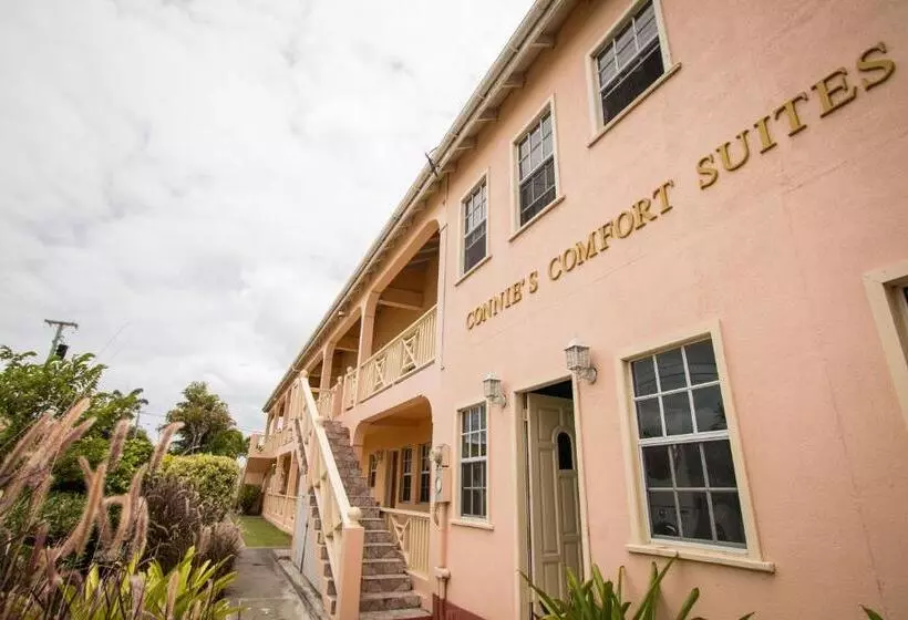 پانسیون Connie's Comfort Suites