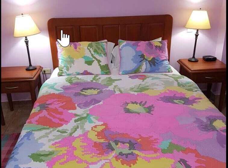 پانسیون Piarco Village Suites