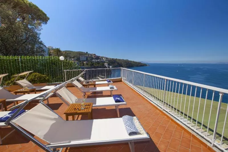 Villa La Terrazza Suites