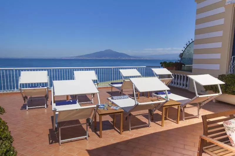 Villa La Terrazza Suites
