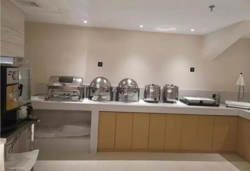 Hotelli City Comfort Inn Xuzhou High Speed Railway Station 2nd Hospital East Hospital