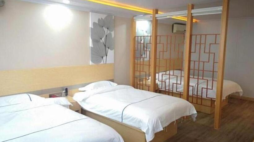 هتل Greentree Inn Express Shanghai Baoshan District Youyi Road Metro Station