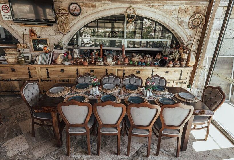 فندق Sah Saray Cave Suites