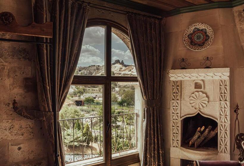 فندق Sah Saray Cave Suites