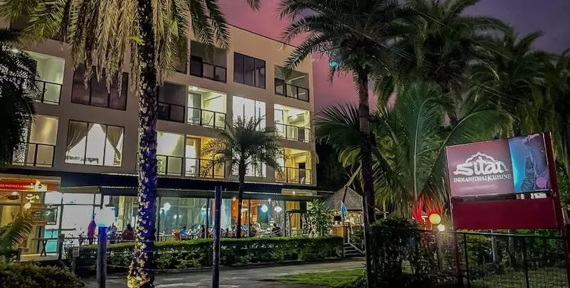 Hotelli Seafront Apartment Coral Coast