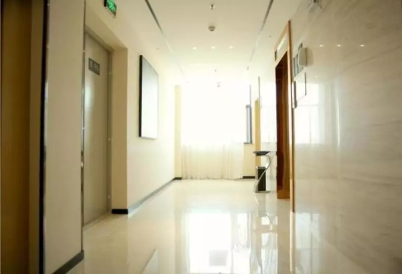 Hotelli City Comfort Inn Xiaogan Xiaochang Bus Passenger Station