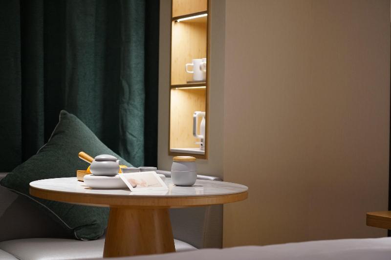 Hotel Ji Shanghai Hongqiao Center