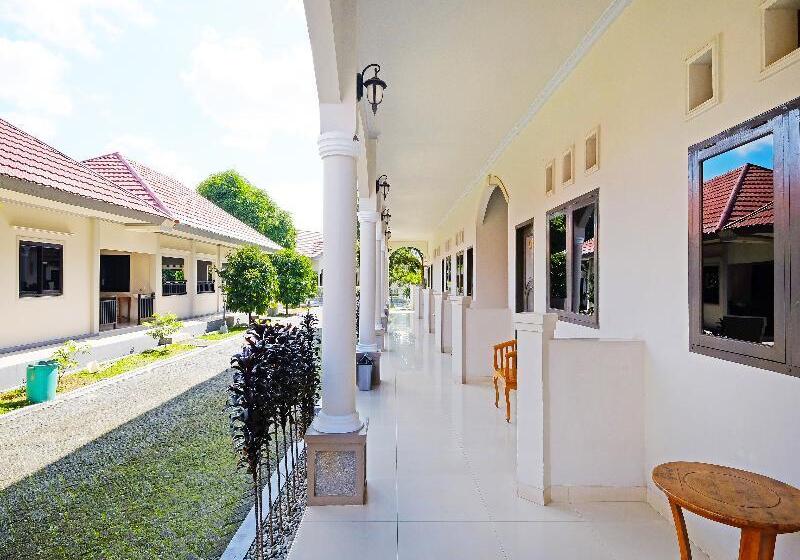 Collection O 91046 Hotel Remaja Indah Masamba