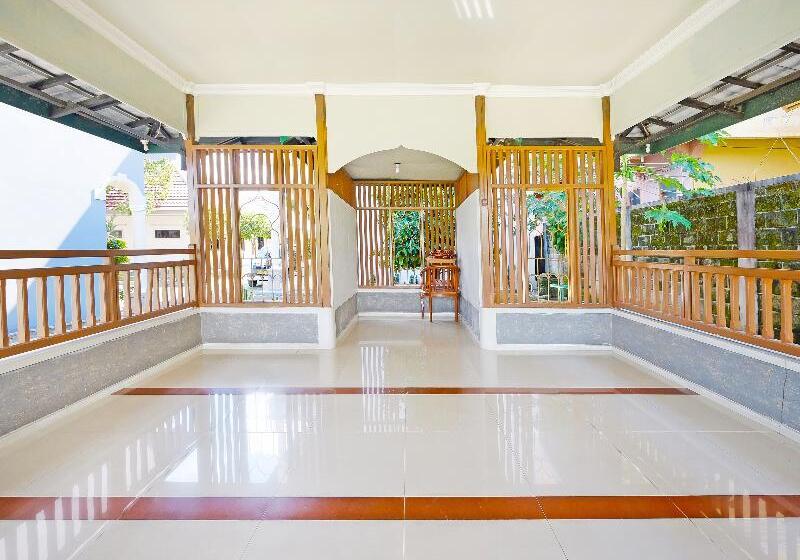 Collection O 91046 Hotel Remaja Indah Masamba