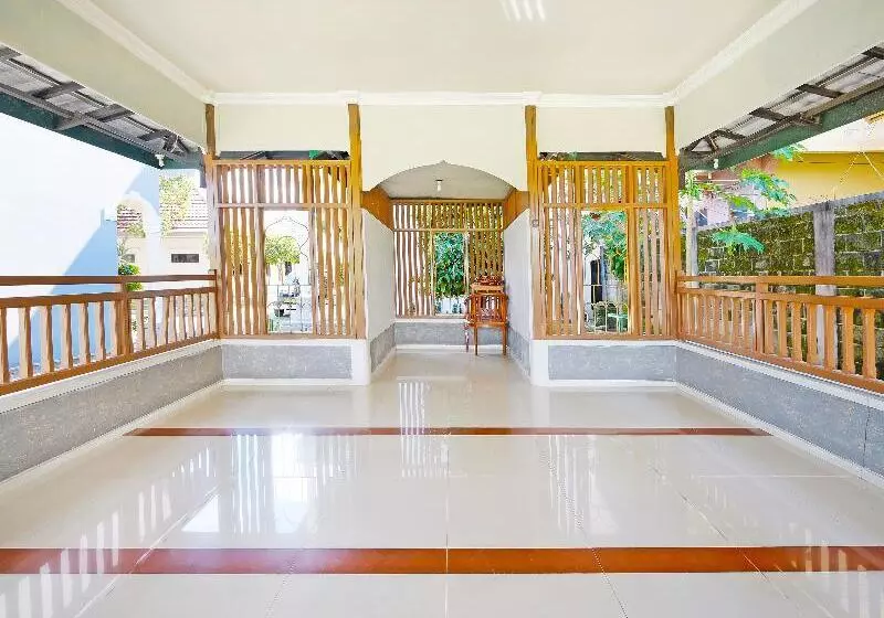 Collection O 91046 Hotel Remaja Indah Masamba