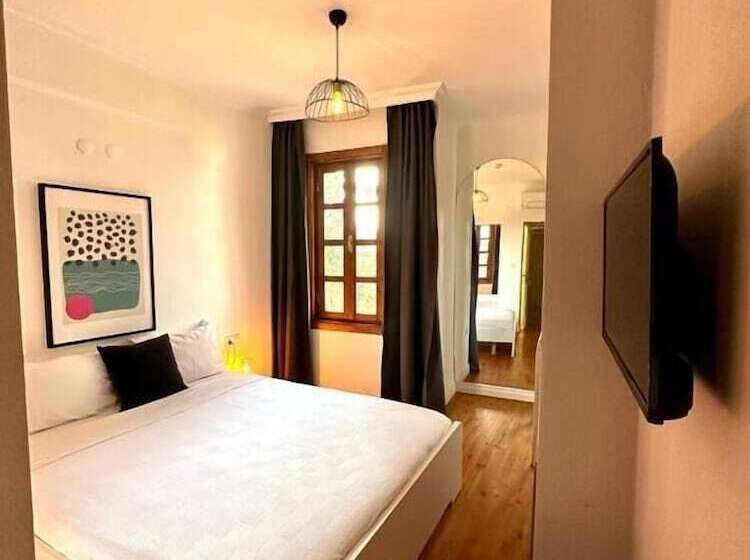 هتل House Of Good Things