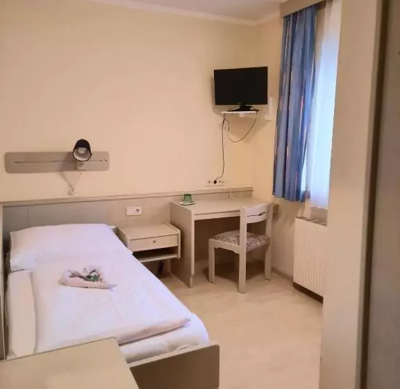 Majatalo Gasthof Sauer Gmbh