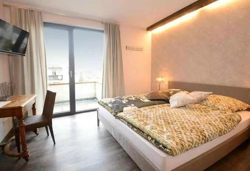 Majatalo Vinotel Dollt Kern