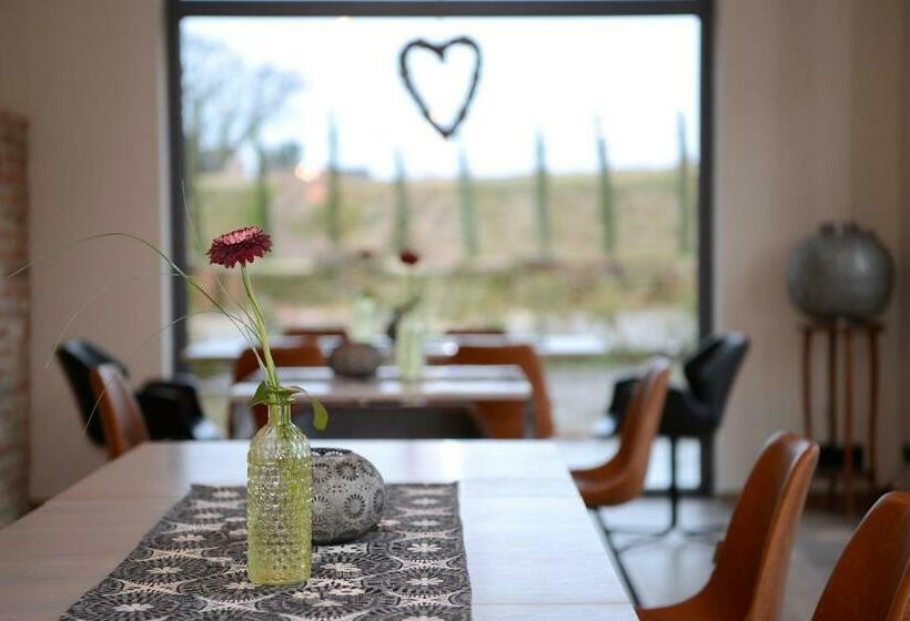 פנסיון Vinotel Dollt Kern