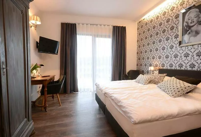 Majatalo Vinotel Dollt Kern